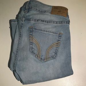 Hollister skinny jeans light wash